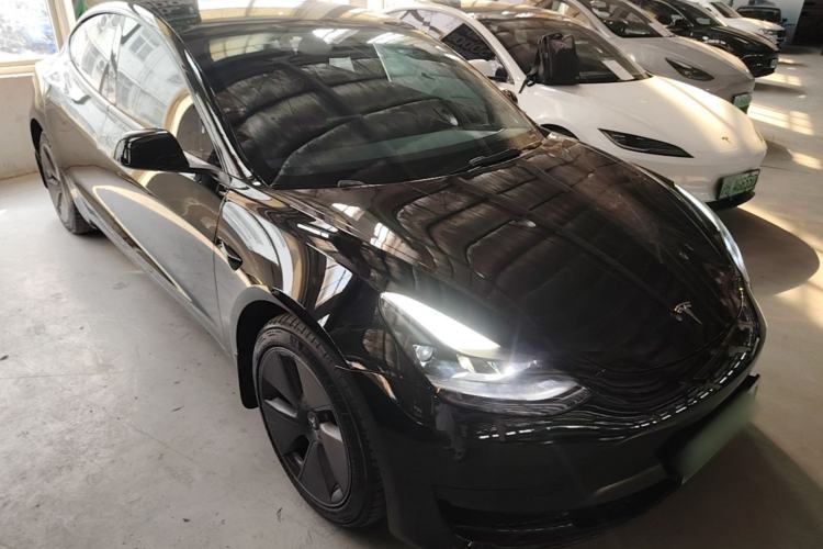 Tesla Model 3 2022 — 3