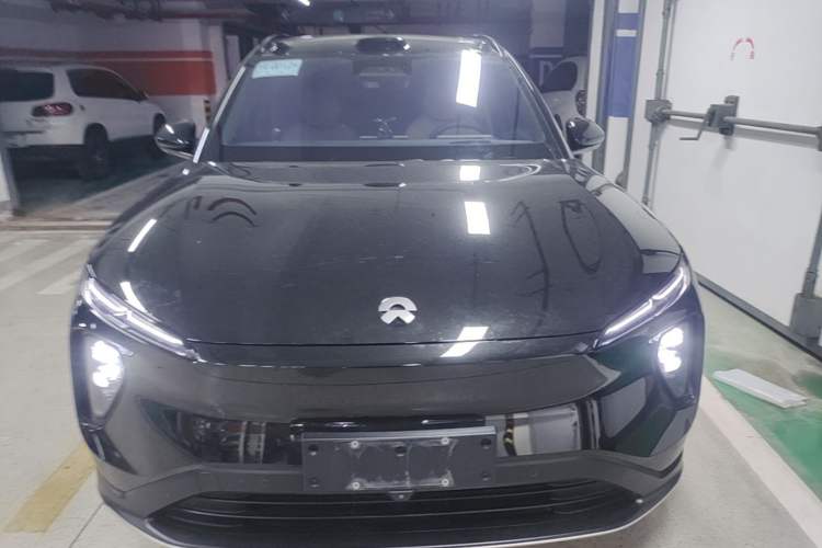 NIO ES6 2024 — 2