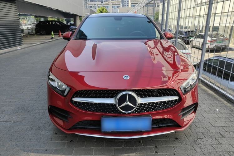 Mercedes-Benz A 200 L 2021 — 2
