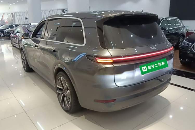 Li Auto L9 2022 — 4