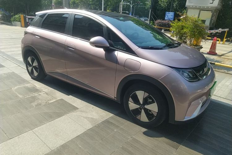 BYD Dolphin 2023 — 3