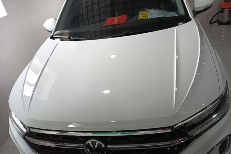 Volkswagen T-ROC 2025 — 2