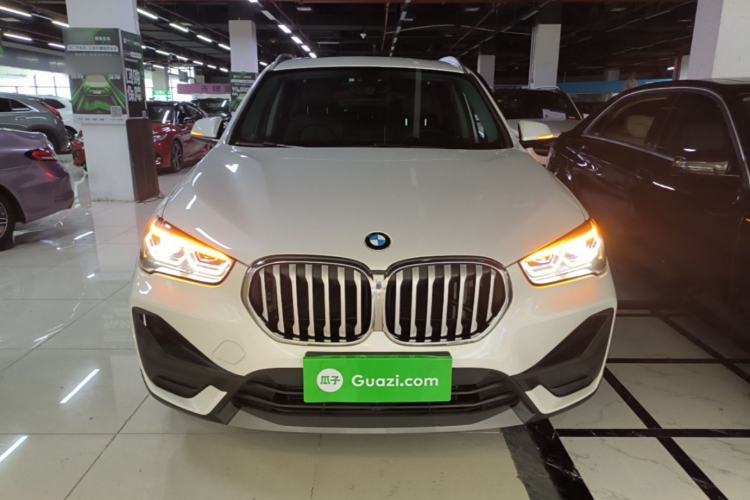 BMW X1 2021 — 2