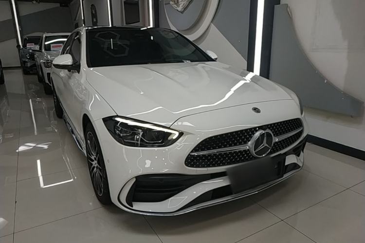 Mercedes-Benz C 260 L 2023 — фото 3