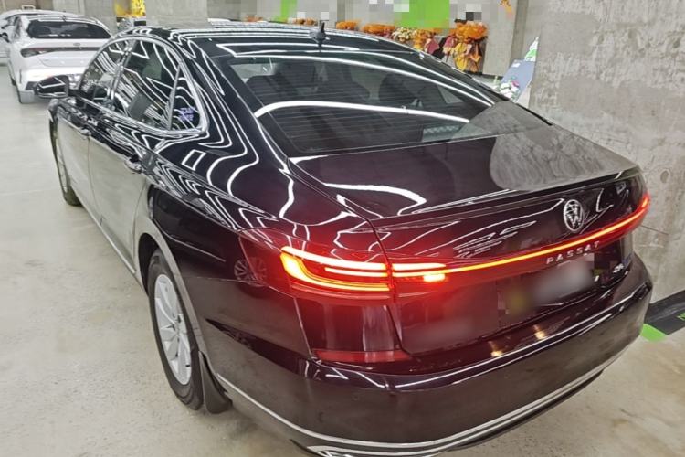 Volkswagen Passat 2022 — 4