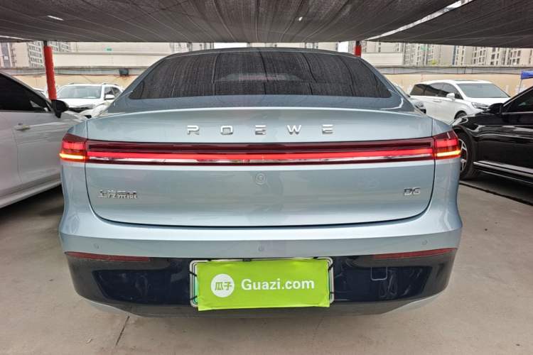 Roewe D6 2025 — 5
