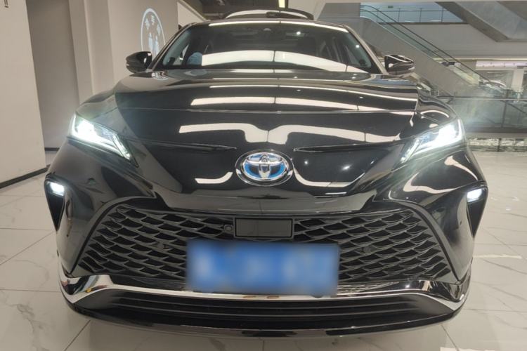 Toyota Venza 2023 — 2
