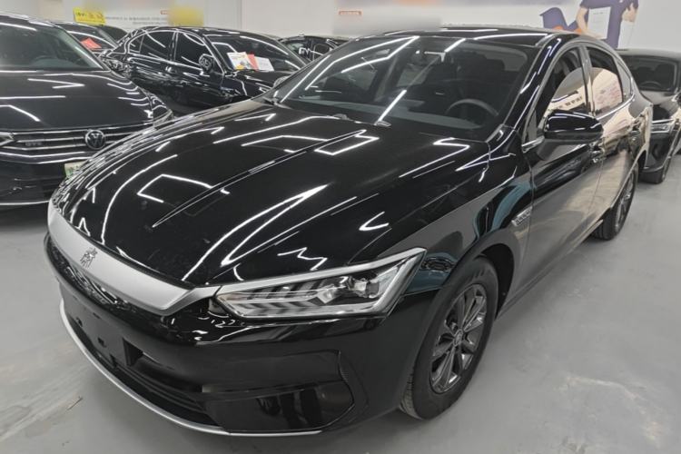 BYD Qin Plus 2021 — фото 1