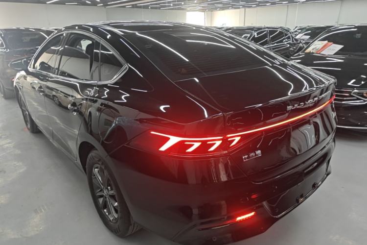 BYD Qin Plus 2021 — фото 4