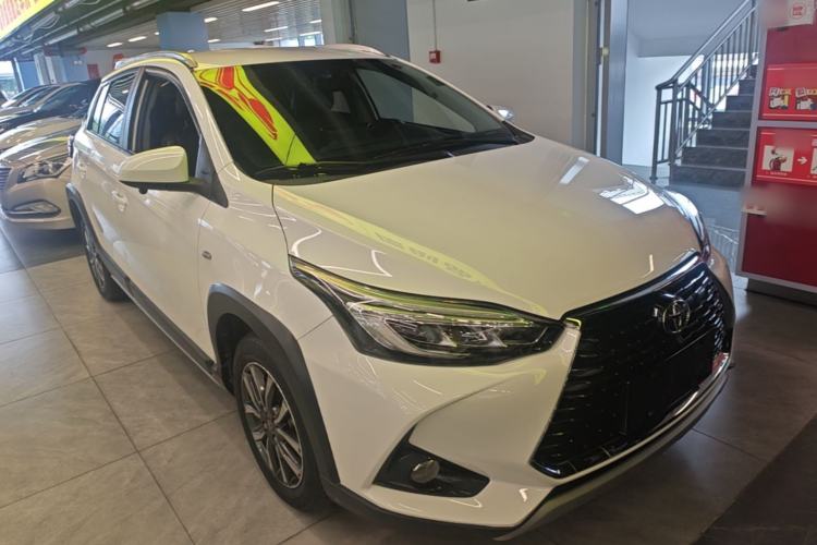 Toyota Yaris L 2020 — 3