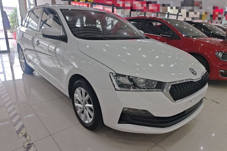 Skoda Rapid 2020 — фото 3
