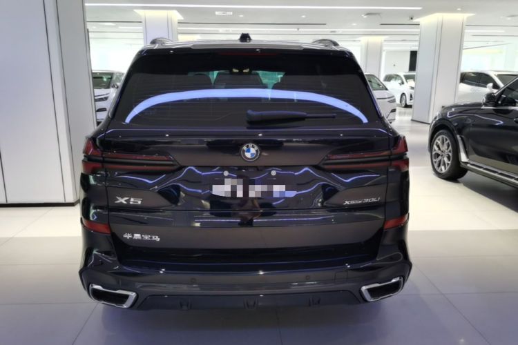 BMW X5 2023 — 5