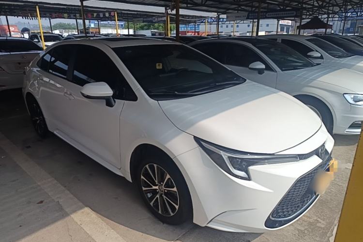 Toyota Corolla 2023 — 3