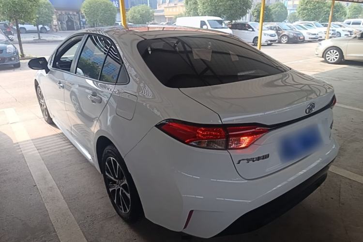 Toyota Corolla 2023 — 4