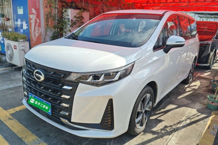 GAC Trumpchi M6 2023 — фото 1