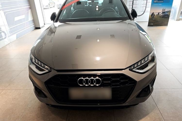 Audi A4 2024 — 2