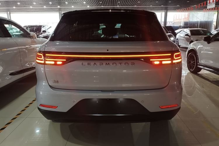 Leapmotor C11 2026 — 5