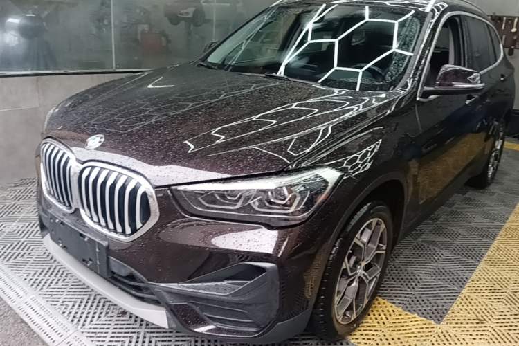 BMW X1 2020 — фото 1