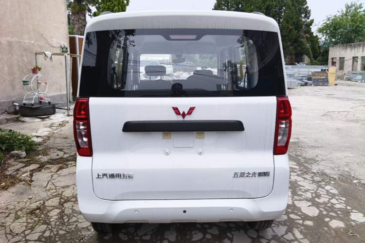 Wuling Zhiguang New Energy 2025 — 5