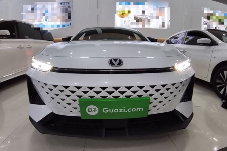 ChangAn UNI-V 2024 — 2