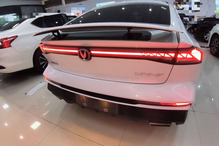 ChangAn UNI-V 2024 — 5