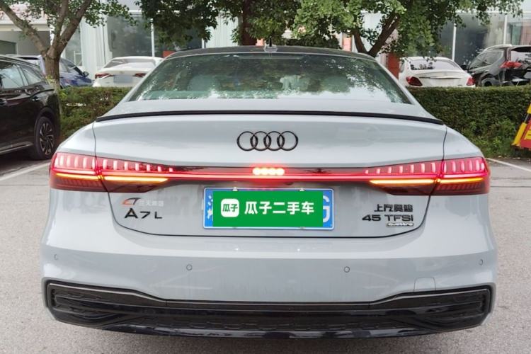 Audi A7L 2024 — 5