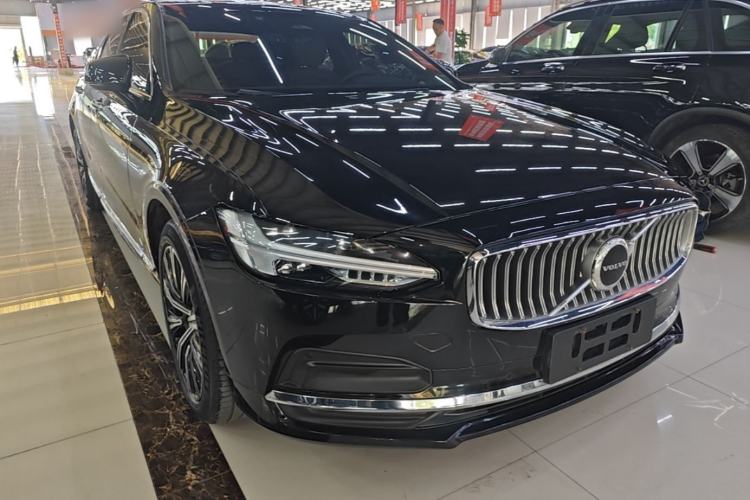 Volvo S90 2022 — 3