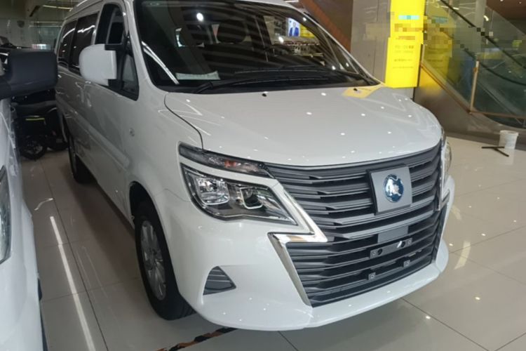 DongFeng Lingzhi M5 2024 — 3