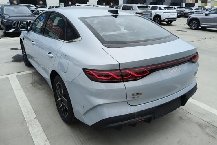 BYD Qin L 2026 — 4
