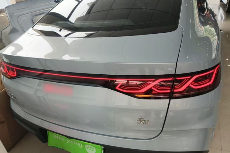 BYD Qin L 2024 — 5
