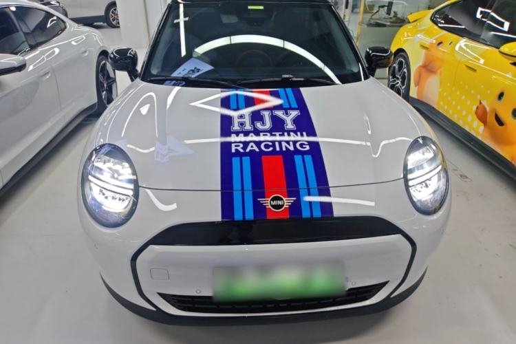 MINI Cooper 2025 — 2