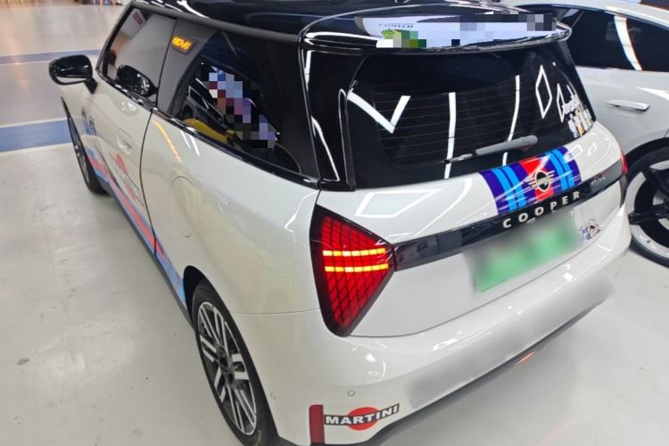 MINI Cooper 2025 — 4
