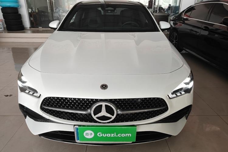 Mercedes-Benz CLA 200 2024 — 2