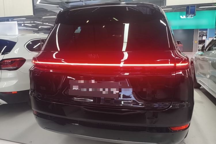 Li Auto L9 2022 — 5