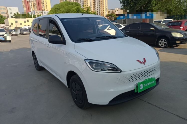 Wuling Hongguang 2025 — 3