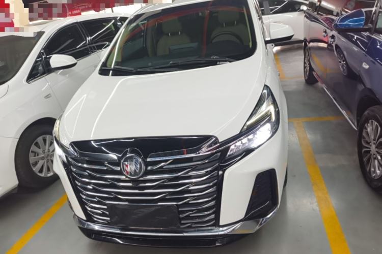 Buick GL8 2023 — 2