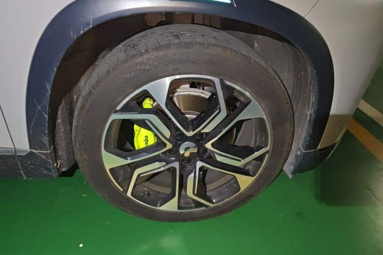 NIO ES8 2020 — 5