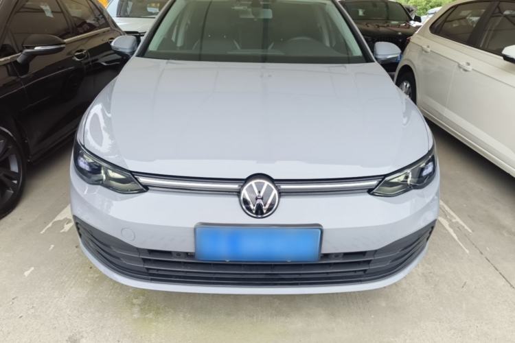 Volkswagen Golf 2023 — 2