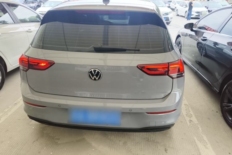 Volkswagen Golf 2023 — 5