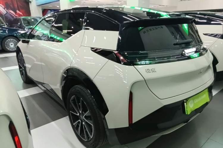 Zeekr Zeekr X 2025 — 4