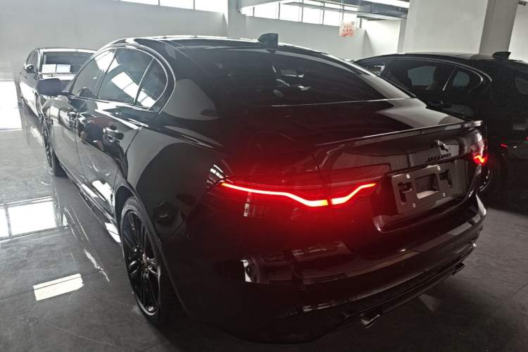 Jaguar XEL 2024 — 4