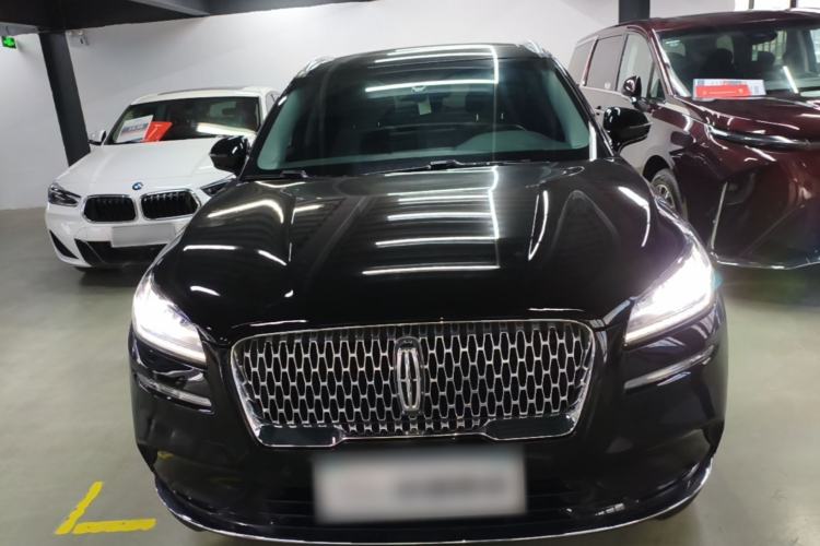 Lincoln Corsair 2022 — 2