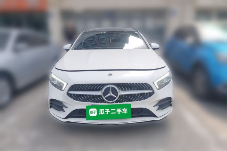 Mercedes-Benz A 200 L 2021 — фото 2