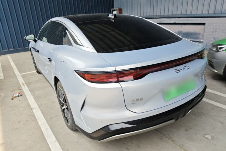 BYD Han L 2025 — 4