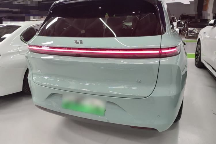 Li Auto L6 2025 — 5