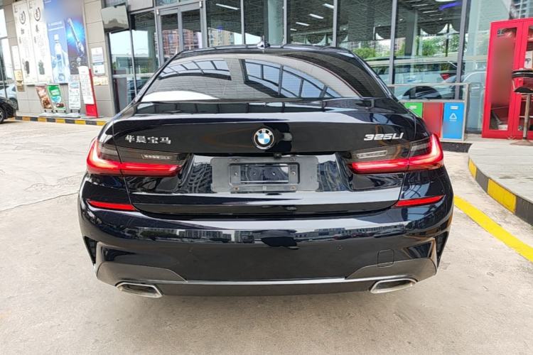 BMW 325Li 2022 — 5