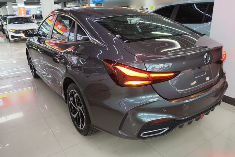 MG MG5 2025 — 4