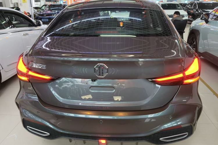 MG MG5 2025 — 5