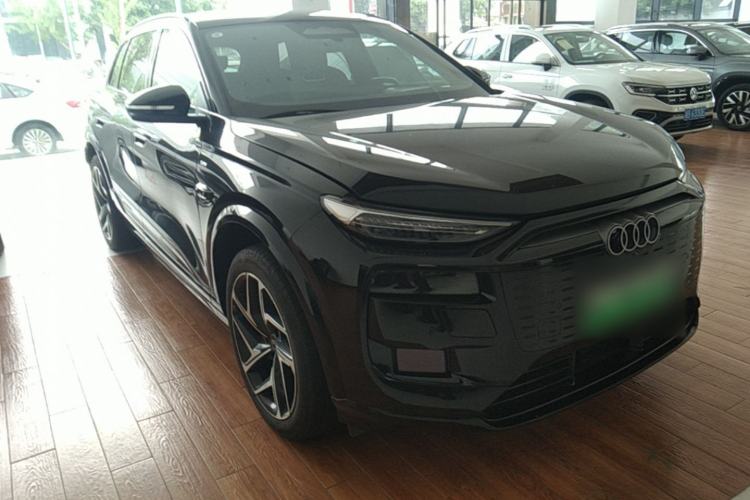 Audi Q6L e-tron 2026 — 3