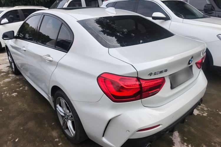 BMW 120i 2021 — 4